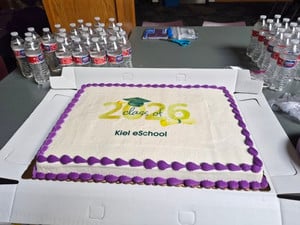 2026 graduates cake